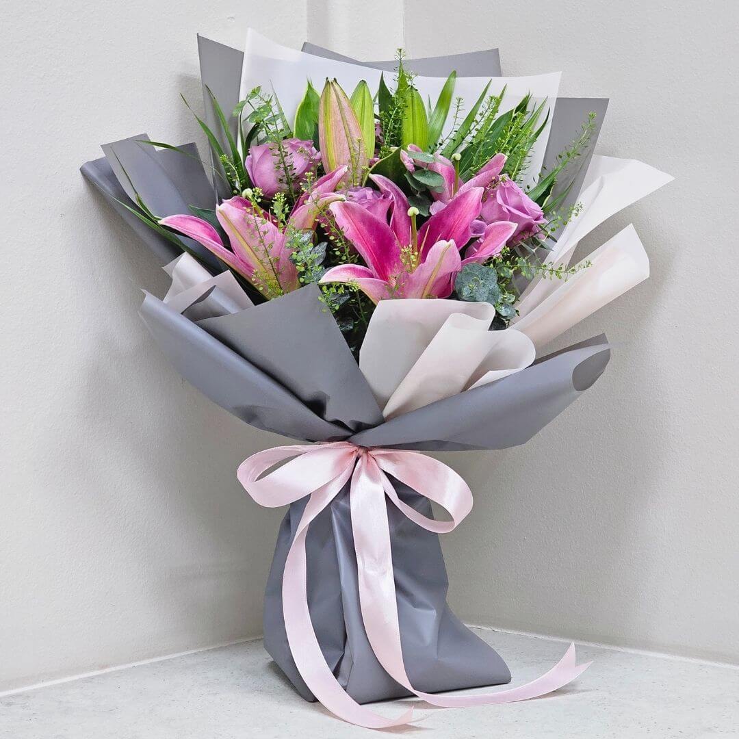 Regale Splendour Bouquet - Lillie Bouquet