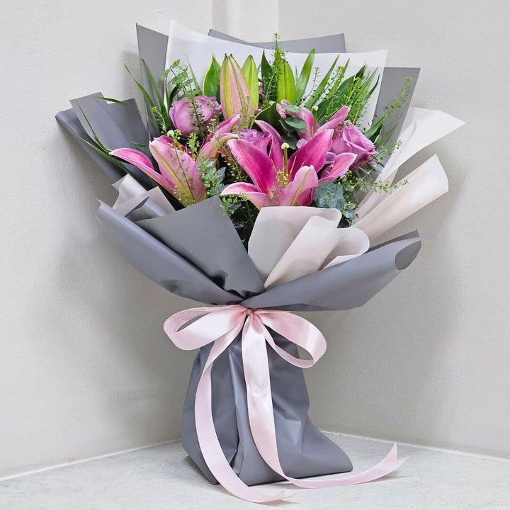 Regale Splendour Bouquet - Lillie Bouquet