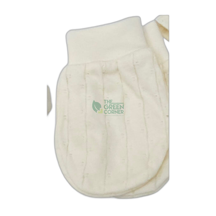 Baby booties from the Little Wonder newborn hamper